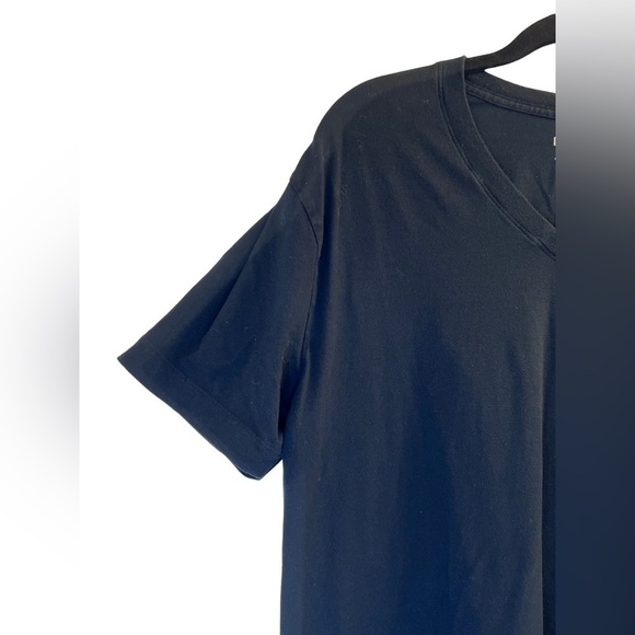 Sale Bench Men’s Tee M Black Short Sleeve V-Neck - Picture 3 of 8